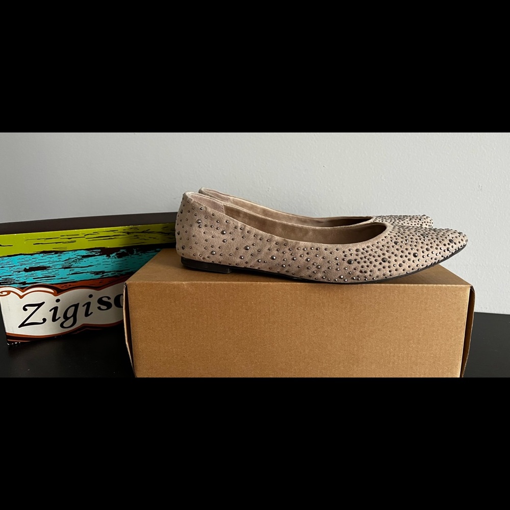 Zigi Soho Tilly Nude Studded Flats